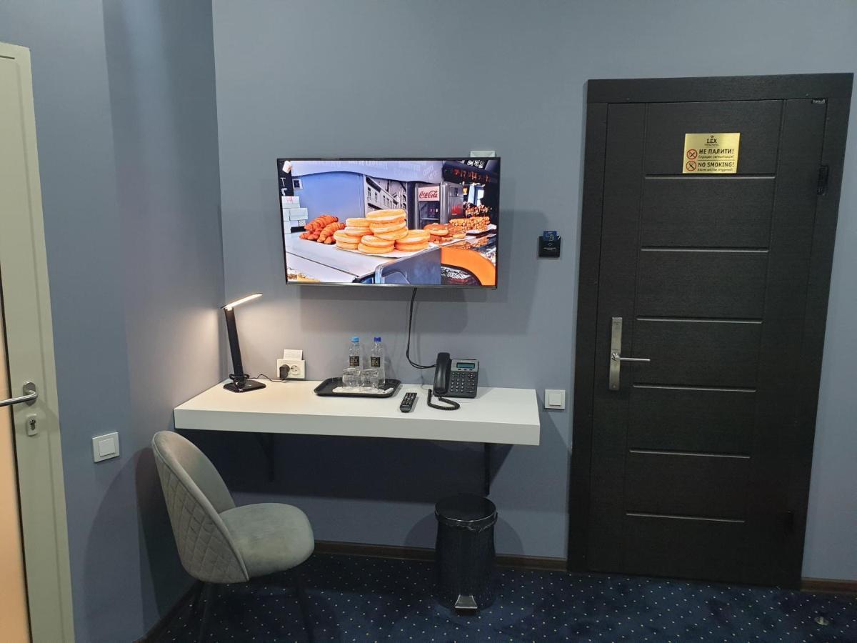 Lex Trend Hotel Irpin Esterno foto