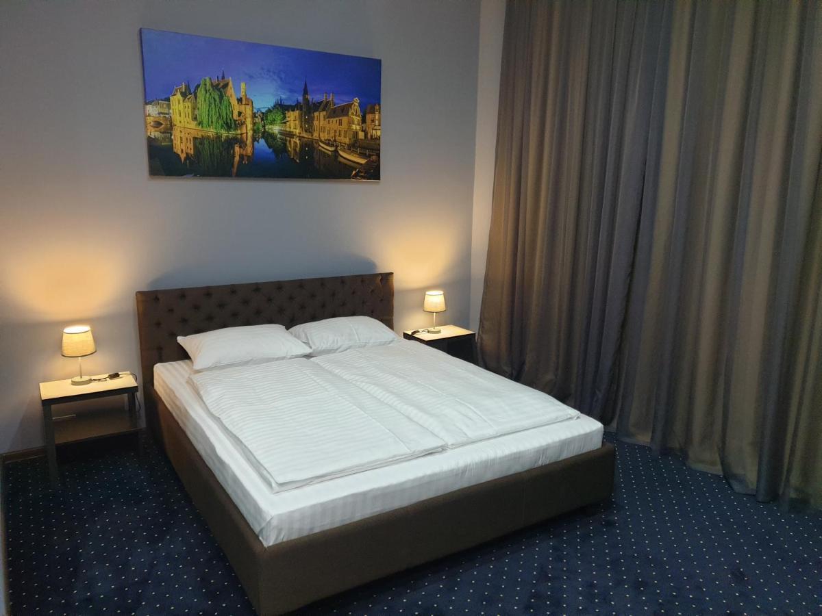 Lex Trend Hotel Irpin Esterno foto
