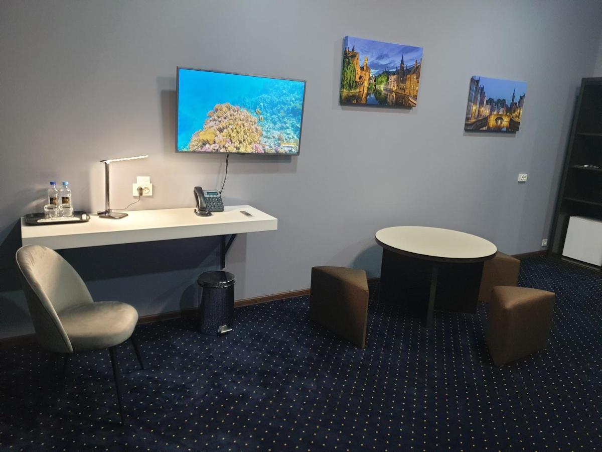 Lex Trend Hotel Irpin Esterno foto