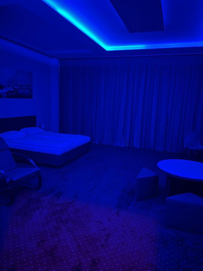 Lex Trend Hotel Irpin Esterno foto